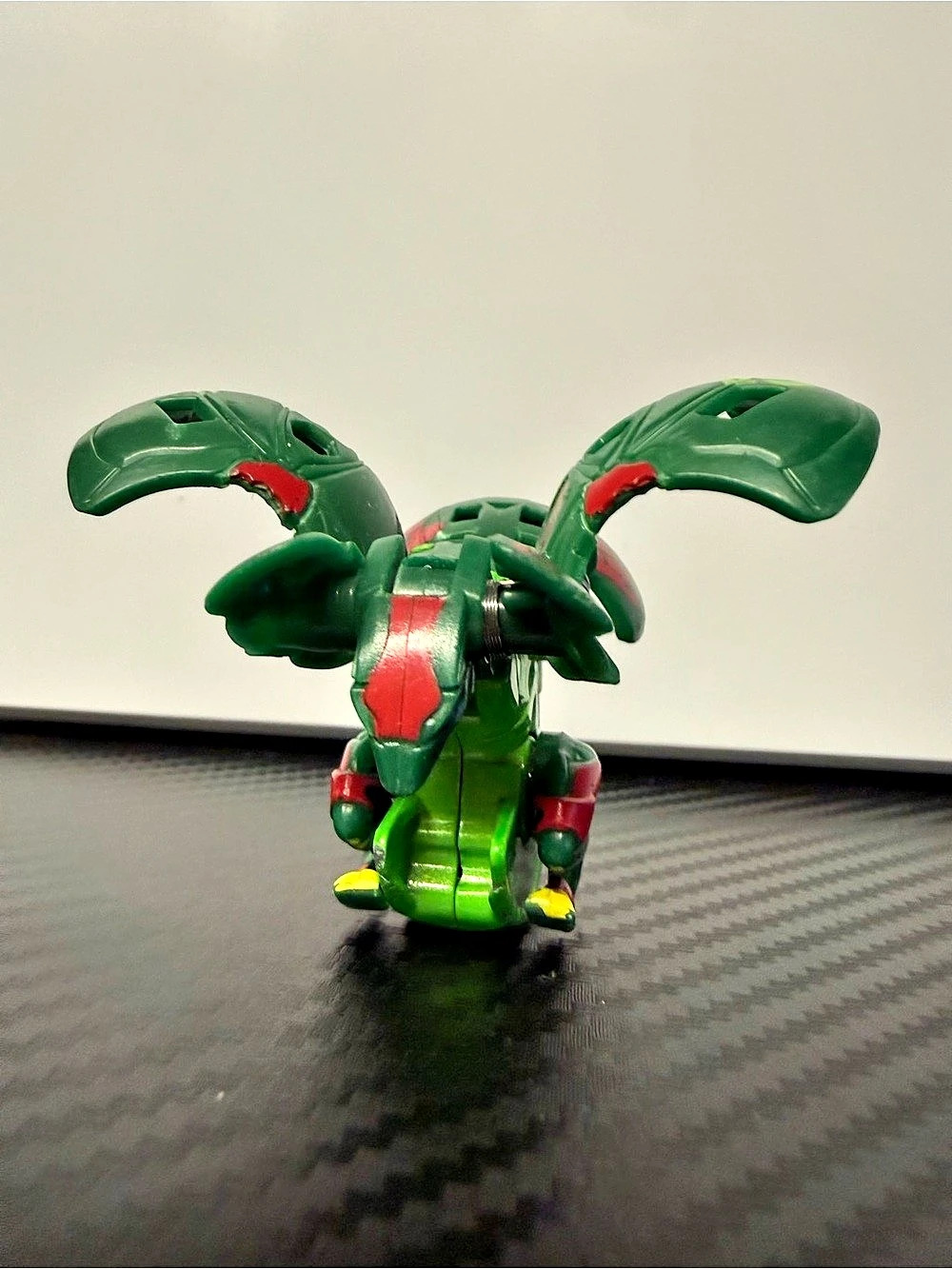 Bakugan Evolutions Platinum Ventus Dragonoid B600 True Metal Figure